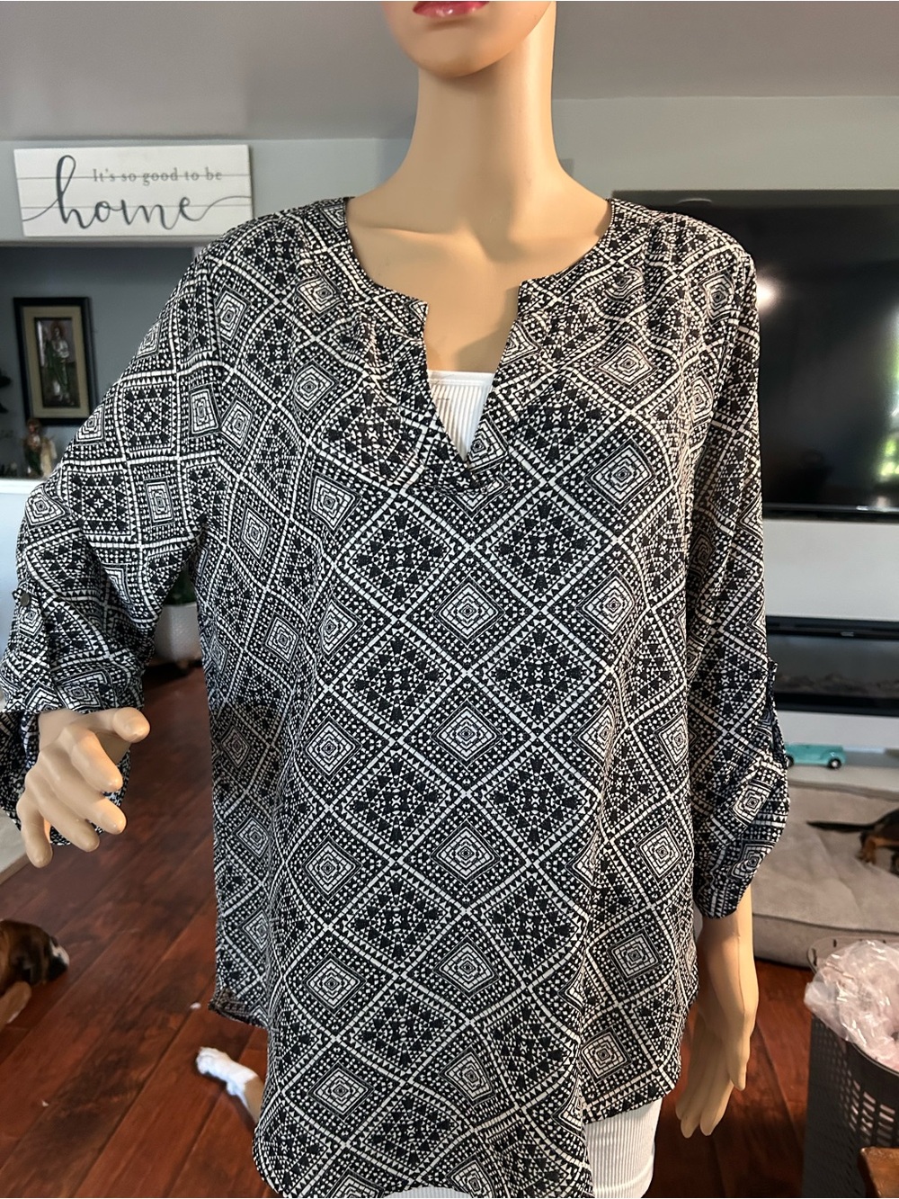 Cato Black & White Geometric Split-Neck Tunic